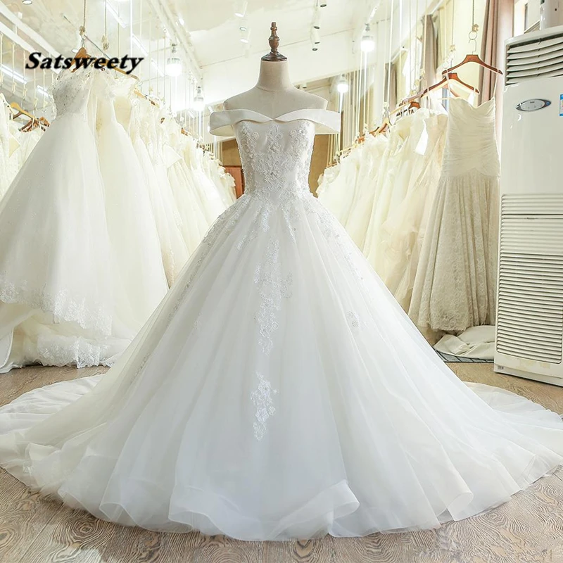 Real Photos Off-Shoulder Ball Gown Ivory Lace Wedding Dress Cathedral Train Appliques Beaded Bridal Gowns vestido de noiva
Real Photos Off-Shoulder Ball Gown Ivory Lace Wedding Dress Cathedral Train Appliques Beaded Bridal Gowns vestido de noiva