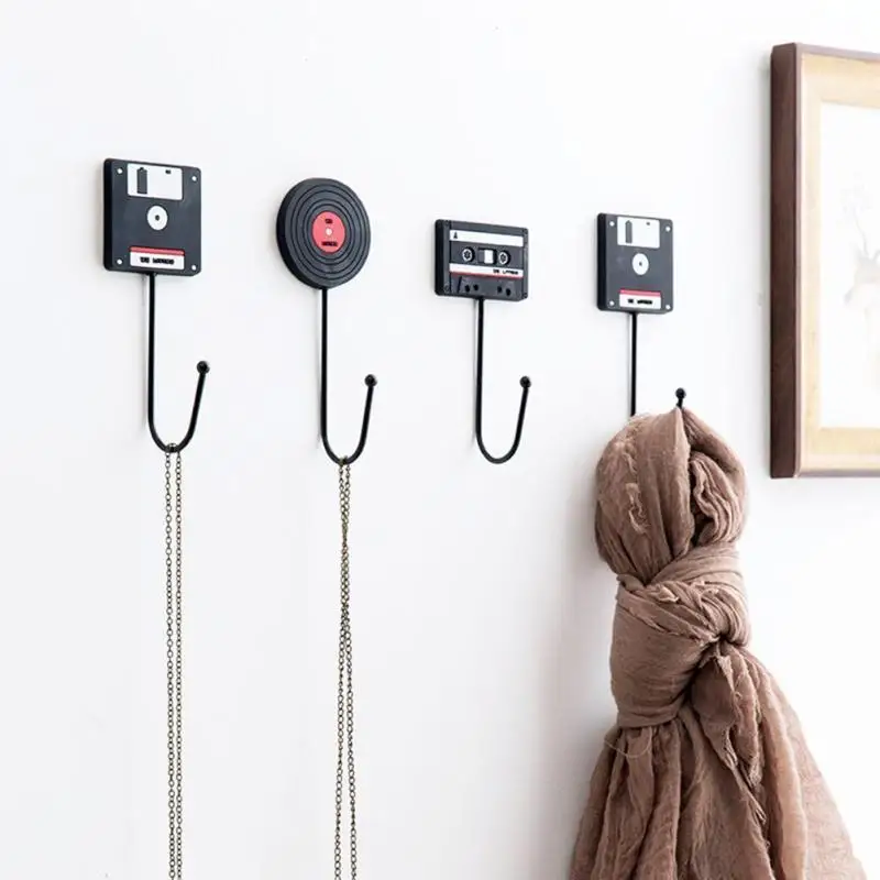 1pc Wall-mounted Ornamental Hook Home Widget Coat Hook Retro Tape Disk Shape Hanger Coat Key Holder Rack Housekeeper Minimalist
1pc Wall-mounted Ornamental Hook Home Widget Coat Hook Retro Tape Disk Shape Hanger Coat Key Holder Rack Housekeeper Minimalist