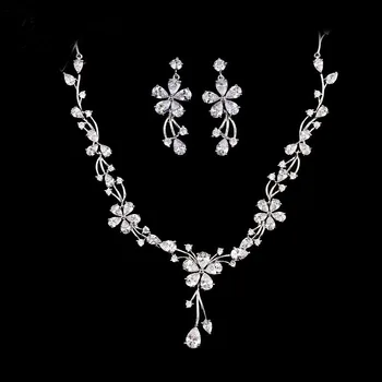 Women Bridal Wedding Jewelry Sets Charm Crystal Flower Drop Pendant Necklace And Earrings Sets Shininy Cubic Zirconia CZ
Women Bridal Wedding Jewelry Sets Charm Crystal Flower Drop Pendant Necklace And Earrings Sets Shininy Cubic Zirconia CZ