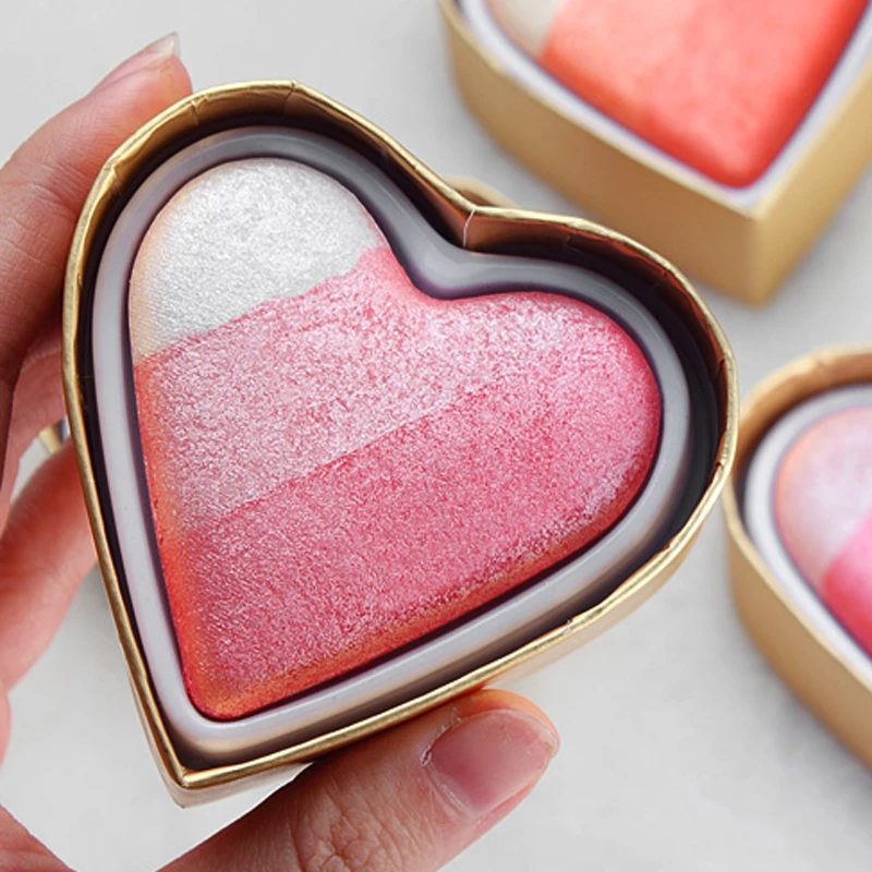 2018 New Hot Face Brighten Highlight Waterproof Shimmer Pigment Contour Glowing Rainbow Heart Highlighter Color Cosmetics
2018 New Hot Face Brighten Highlight Waterproof Shimmer Pigment Contour Glowing Rainbow Heart Highlighter Color Cosmetics