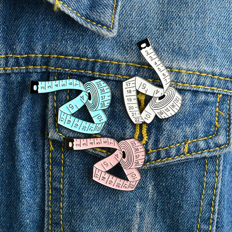 New creative fashion enamel personality tape measure pin clip clever enamel pin seam collar shirt shirt denim jacket lapel badge
New creative fashion enamel personality tape measure pin clip clever enamel pin seam collar shirt shirt denim jacket lapel badge
