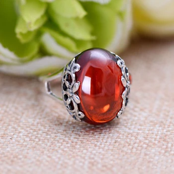 MetJakt Natural Garnet/Agate Chalcedony Vintage Ring & Hand-carved Hollow Pattern Solid 925 Sterling Silver Ring for Women
MetJakt Natural Garnet/Agate Chalcedony Vintage Ring & Hand-carved Hollow Pattern Solid 925 Sterling Silver Ring for Women