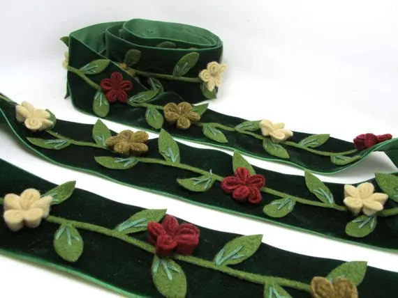 2 Inches Dark Green Felt Flower Velvet Trim|Embroidered Floral Ribbon|Clothing Belt|Vintage Costume|Sewing Supplies|Decorative
2 Inches Dark Green Felt Flower Velvet Trim|Embroidered Floral Ribbon|Clothing Belt|Vintage Costume|Sewing Supplies|Decorative