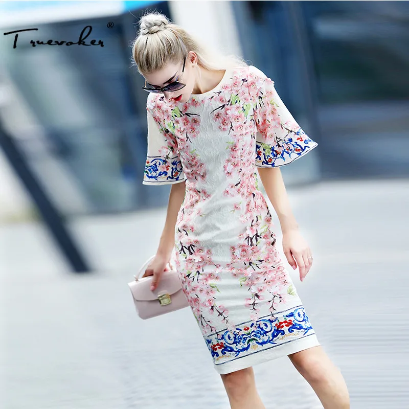 Truevoker Designer Dress Woman's High Quality Flare Sleeve Floral Appliques Printed Jacquard Mid Calf Pencil Dress
Truevoker Designer Dress Woman's High Quality Flare Sleeve Floral Appliques Printed Jacquard Mid Calf Pencil Dress