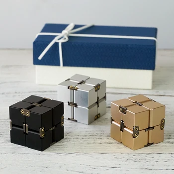 Unlimited folding fingertips magic cube adult decompression toys jigsaw casual combination holiday party wedding birthday gift
Unlimited folding fingertips magic cube adult decompression toys jigsaw casual combination holiday party wedding birthday gift