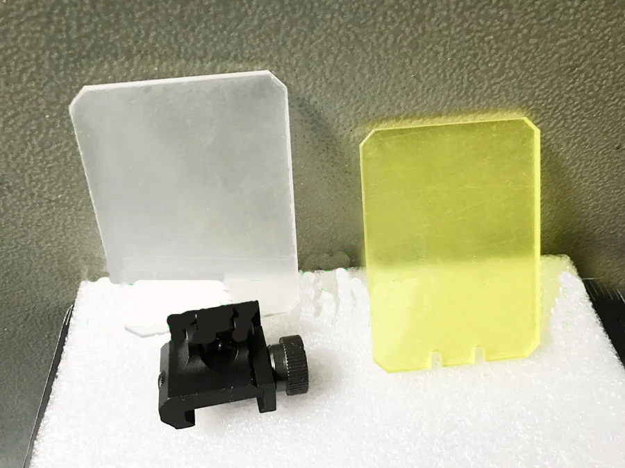 Hunting tactical Scope Red Green Dot Sight Lens Protective Quick Release Hunting Red Dot Lens Cover Fits 7/8" Picatinny rail
Hunting tactical Scope Red Green Dot Sight Lens Protective Quick Release Hunting Red Dot Lens Cover Fits 7/8" Picatinny rail