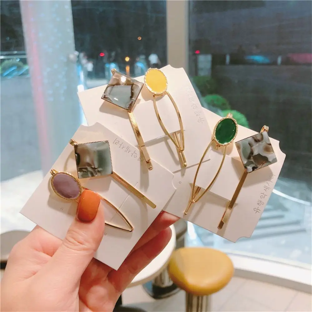 2 Pcs/sets Fashion Hair Clips For Women Korean Girl Style Hairpins Acrylic Hairgrip Marble Pattern Hair Accessories New Arrival
2 Pcs/sets Fashion Hair Clips For Women Korean Girl Style Hairpins Acrylic Hairgrip Marble Pattern Hair Accessories New Arrival
