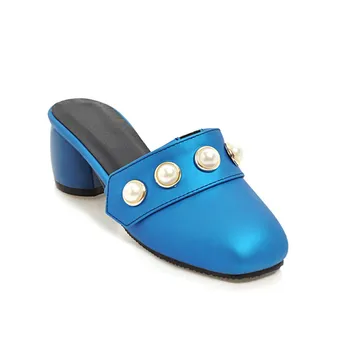 Spring/summer 2018 comfortable party with square head with pearl size code 31-43 code sandals. 18410
Spring/summer 2018 comfortable party with square head with pearl size code 31-43 code sandals. 18410