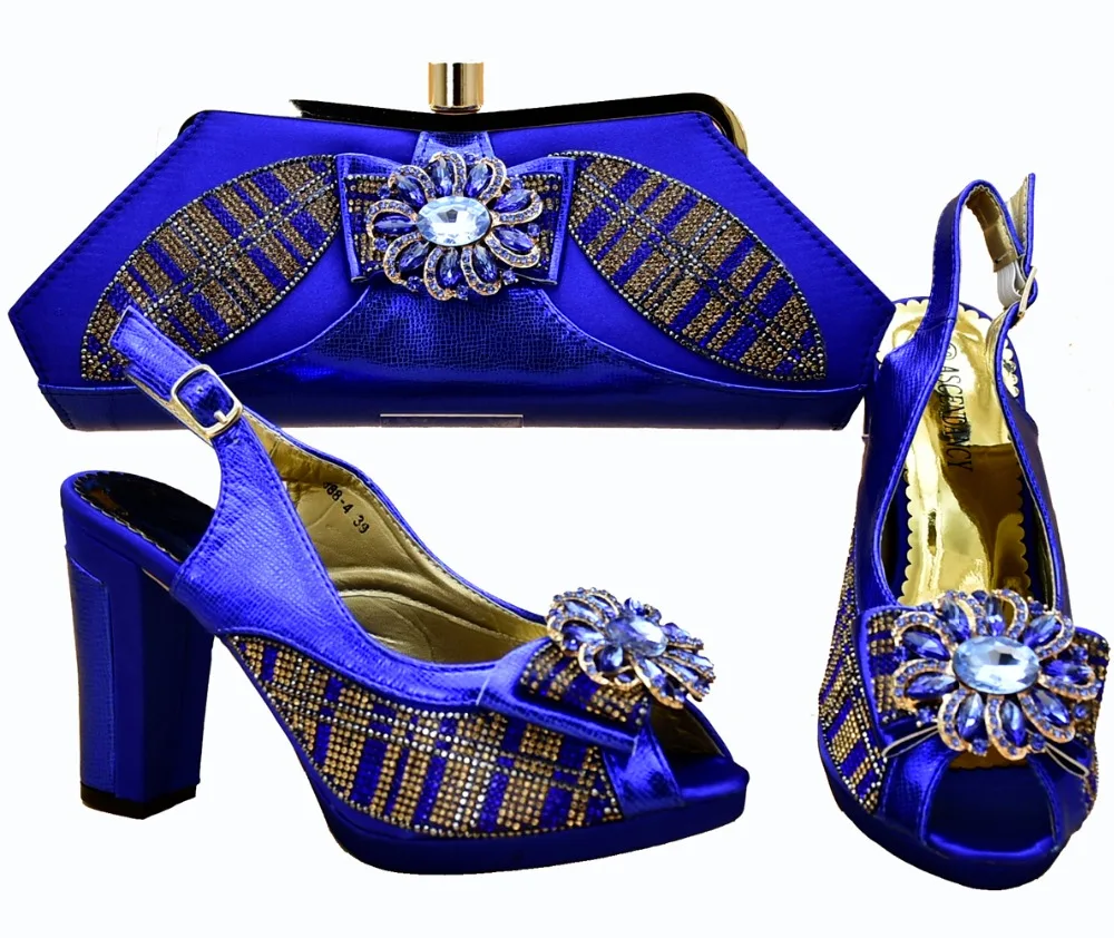 Royal blue 2018 italy design shoes and bag to match women aso ebi party shoes matching bag 2018 newest fashion design SB8263-2
Royal blue 2018 italy design shoes and bag to match women aso ebi party shoes matching bag 2018 newest fashion design SB8263-2