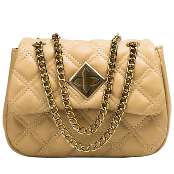 A new stylish 2019 riggle-checked chain satchel with a single-shoulder cross-body bag
A new stylish 2019 riggle-checked chain satchel with a single-shoulder cross-body bag