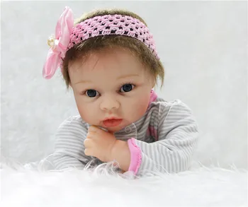 22" Baby-reborn girl dolls toys soft cloth body newborn babies high simulation children birthday gift boneca
22" Baby-reborn girl dolls toys soft cloth body newborn babies high simulation children birthday gift boneca