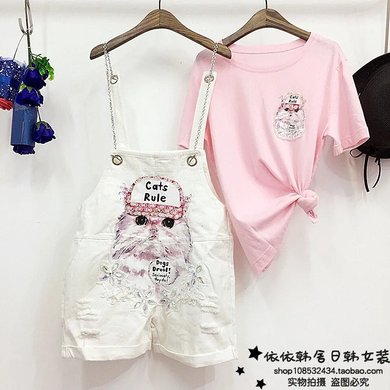 Summer T-shirt Suit Female 2019 Heavy Industry Beads Sequin Cat T-shirts with Hole Jean Straps Shorts Women Overall 2 Piece Set
Summer T-shirt Suit Female 2019 Heavy Industry Beads Sequin Cat T-shirts with Hole Jean Straps Shorts Women Overall 2 Piece Set