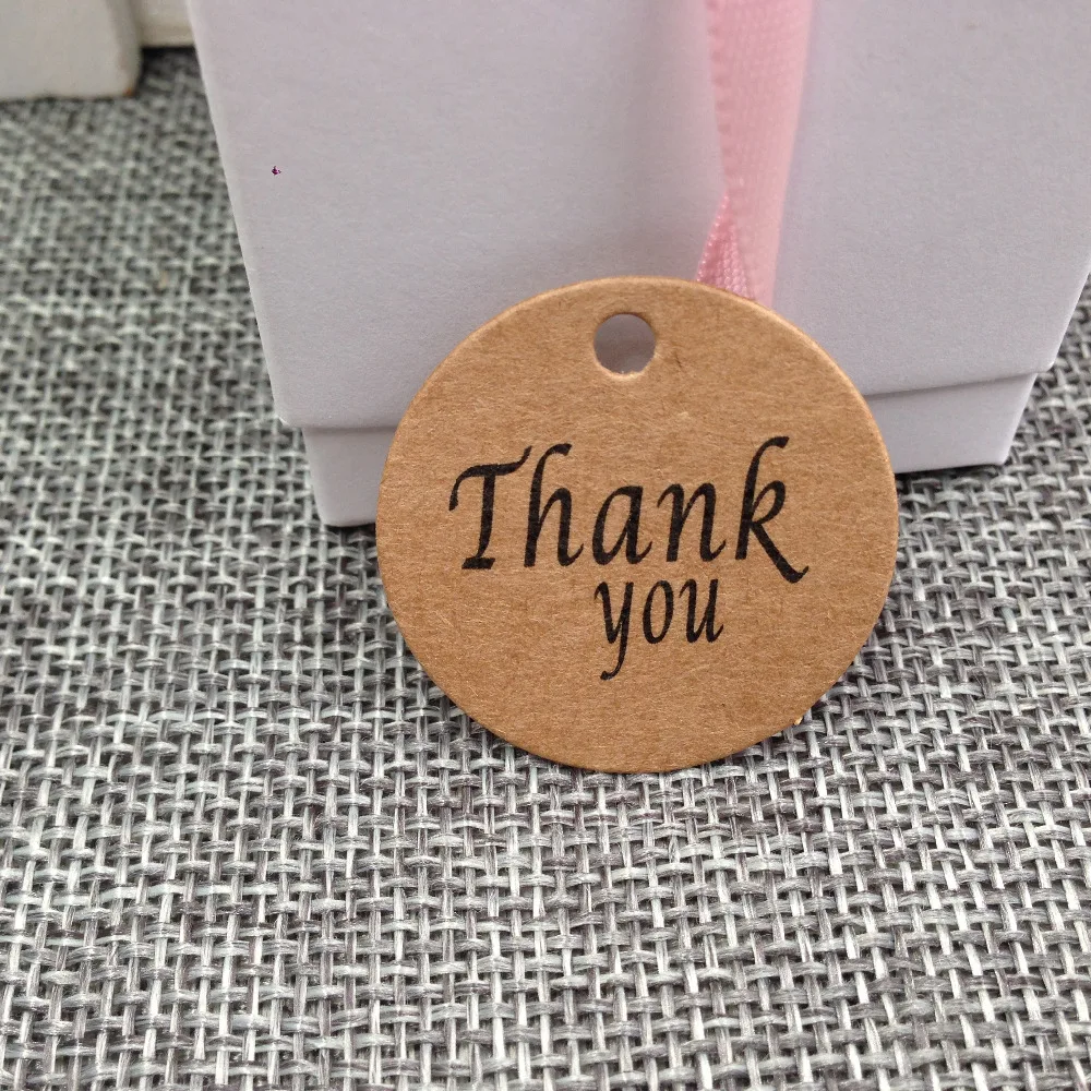 100pc/lot 3cm Kraft Paper Tag Handmade&Thank You Head Label Luggage DIY Christmas/Wedding Party Accessories Hang Tag Kraft Gifts
100pc/lot 3cm Kraft Paper Tag Handmade&Thank You Head Label Luggage DIY Christmas/Wedding Party Accessories Hang Tag Kraft Gifts