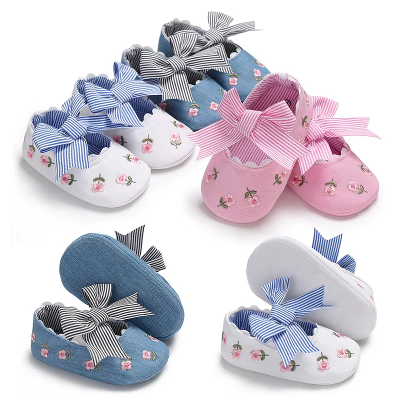 Fashion Autumn Children's First Walkers Elastic Band Soft Baby Girl Shoes With Butterfly-Knot Toddler Floral Lace Newborn Boots
Fashion Autumn Children's First Walkers Elastic Band Soft Baby Girl Shoes With Butterfly-Knot Toddler Floral Lace Newborn Boots