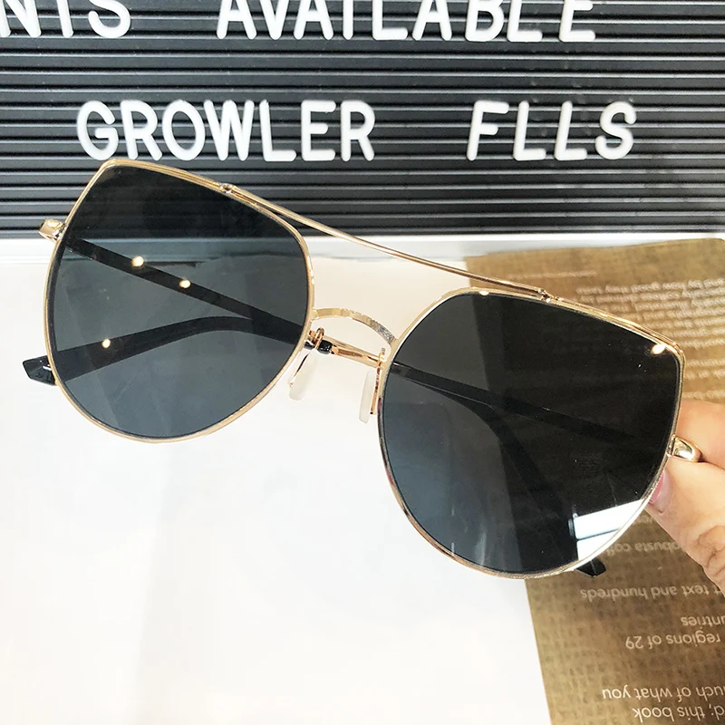 HBK Women Fashion Cat eye Sunglasses 2019 New Luxury Brand Designer Personality Eyewear Retro Cat Eye Sun Glasses UV400
HBK Women Fashion Cat eye Sunglasses 2019 New Luxury Brand Designer Personality Eyewear Retro Cat Eye Sun Glasses UV400