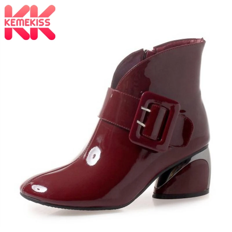 KemeKiss Women High Heels Boots Real Leather Ankle Boots Buckle Shine Woman Shoes Fashion Elegant Short Boots Size 33-43
KemeKiss Women High Heels Boots Real Leather Ankle Boots Buckle Shine Woman Shoes Fashion Elegant Short Boots Size 33-43