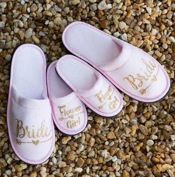 custom pink flower girl Wedding Slippers,wedding Bride&Bridesmaid name Slippers,Bridal Party Slippers.Bachelorette party gifts
custom pink flower girl Wedding Slippers,wedding Bride&Bridesmaid name Slippers,Bridal Party Slippers.Bachelorette party gifts