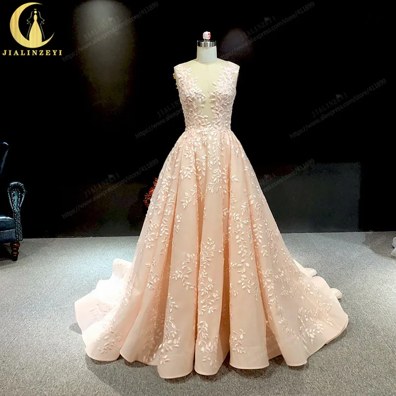 JIALINZEYI Real Sample nude pink V Neck Leaf Lace High Quality A-line Dress for Party Evening Dresses
JIALINZEYI Real Sample nude pink V Neck Leaf Lace High Quality A-line Dress for Party Evening Dresses