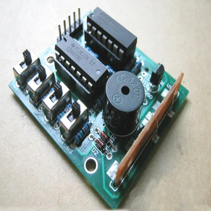 16 Music Box Sound Box electronic DIY Parts Components Accessory Kits With A Battery Box
16 Music Box Sound Box electronic DIY Parts Components Accessory Kits With A Battery Box