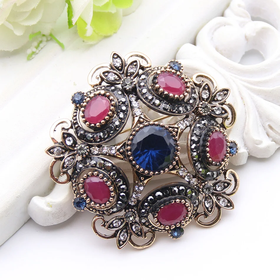 Antique Turkish Women Flower Brooch Pin Resin Retro Gold Color Hollow Round Star Brooches Broches Bridal Ethnic Jewelry Pins
Antique Turkish Women Flower Brooch Pin Resin Retro Gold Color Hollow Round Star Brooches Broches Bridal Ethnic Jewelry Pins