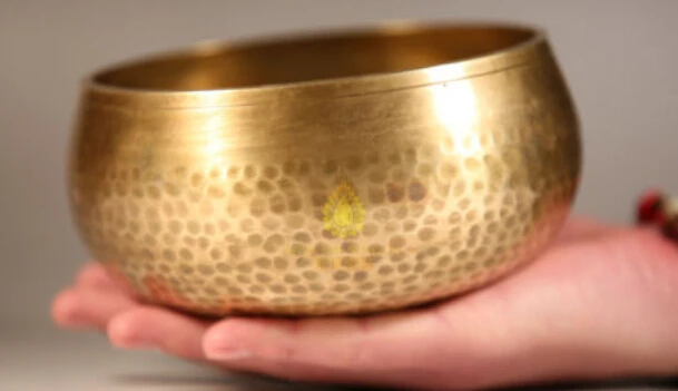 WBY---620+++Exquisite High quality Tibetan Copper Crafted Chakra Meditation Singing Bowl
WBY---620+++Exquisite High quality Tibetan Copper Crafted Chakra Meditation Singing Bowl