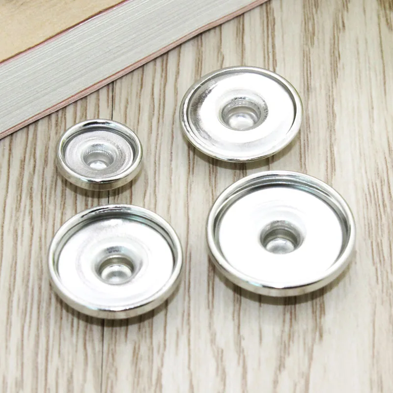 100 pcs/lot 12MM&18MM&20MM metal snap buttons for make print glass snap or rhinestone snap buttons DIY Fittings 0302
100 pcs/lot 12MM&18MM&20MM metal snap buttons for make print glass snap or rhinestone snap buttons DIY Fittings 0302