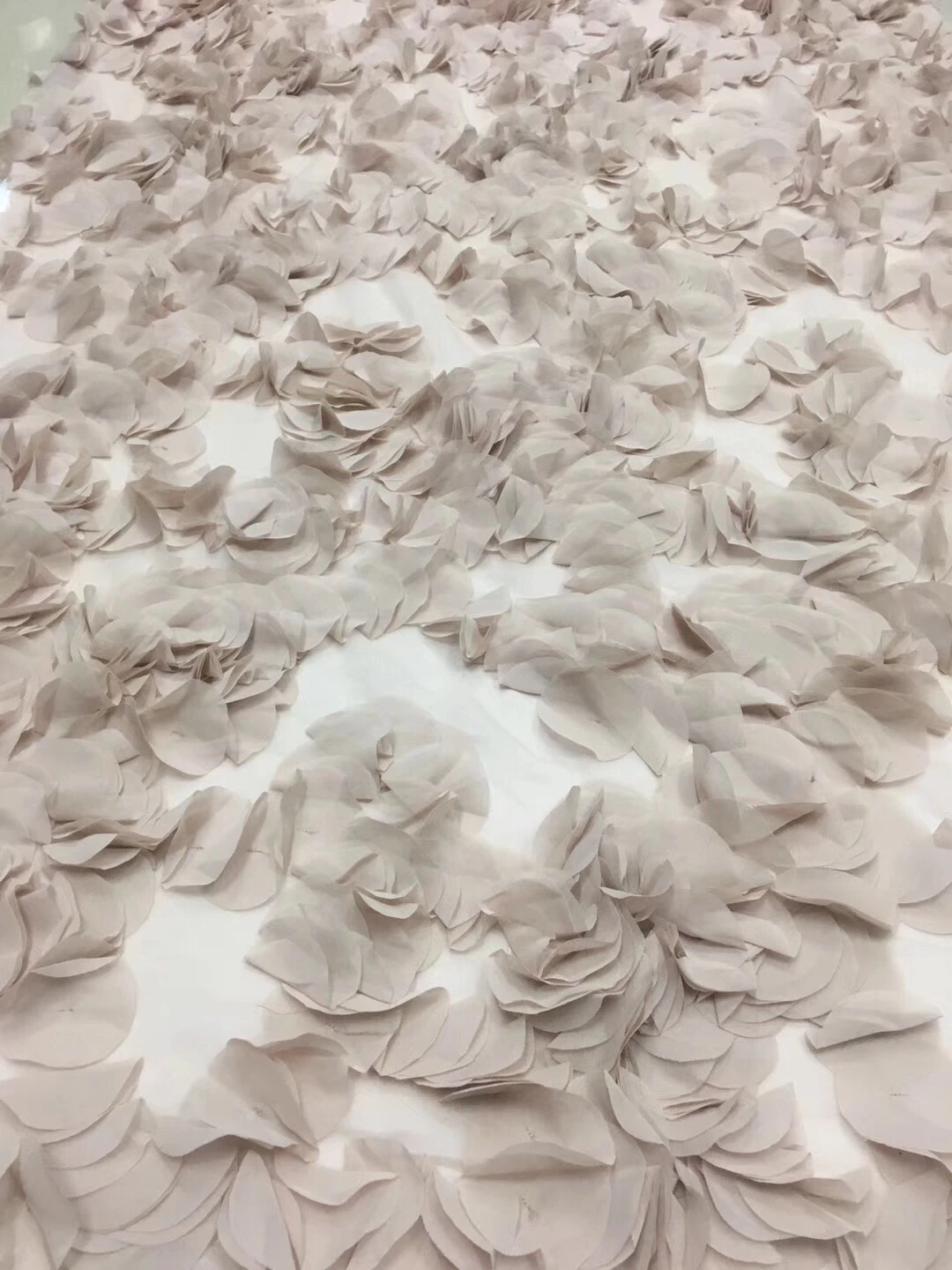 African Tulle Lace Fabric High High Quality Net 3d French Flower Embroidery Lace Fabric Bridal Wedding In Nigerian RF27071
African Tulle Lace Fabric High High Quality Net 3d French Flower Embroidery Lace Fabric Bridal Wedding In Nigerian RF27071