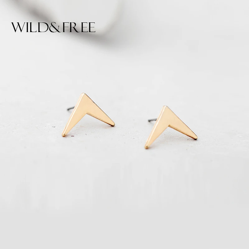 2017 Fashion Style Minimalist Triangular Alloy Stud Earrings Gold Geometric Earrings For Women Jewelry Party Gift Wholesale
2017 Fashion Style Minimalist Triangular Alloy Stud Earrings Gold Geometric Earrings For Women Jewelry Party Gift Wholesale