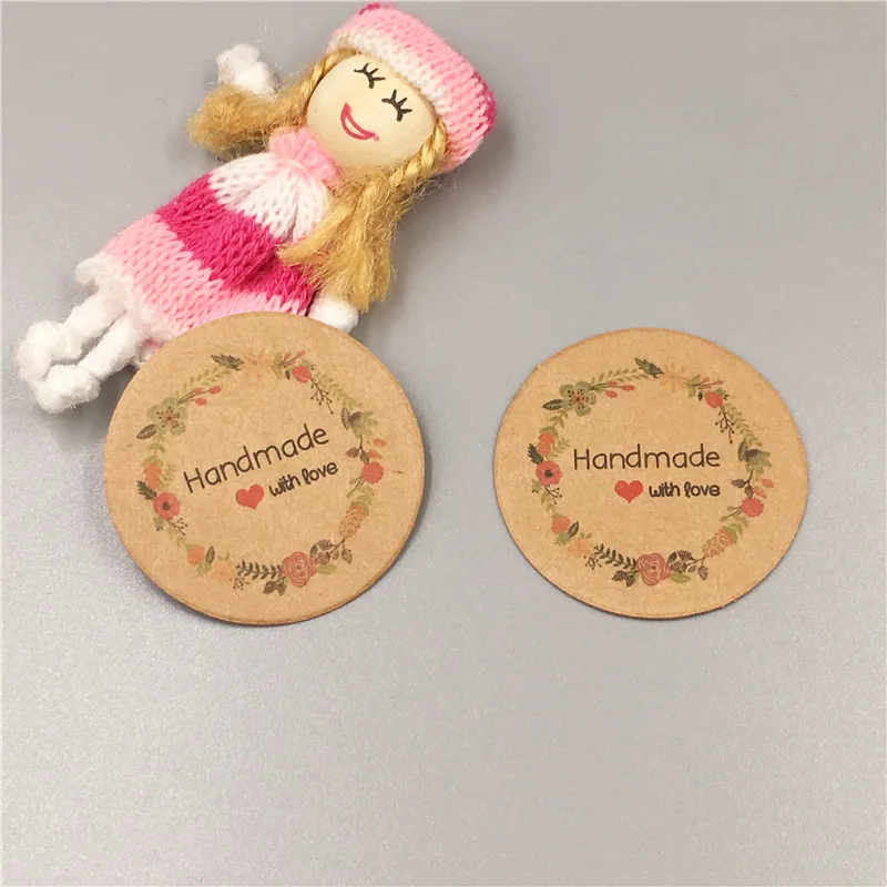 400Pcs/Lot Kraft Paper Cardboard Handmade 4x4cm Round Hanging Head Tags For Thanksgiving Day Greeting Note Card Price Paper Tags
400Pcs/Lot Kraft Paper Cardboard Handmade 4x4cm Round Hanging Head Tags For Thanksgiving Day Greeting Note Card Price Paper Tags