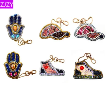 New diamond painting key chain shoes and hat gloves creative handmade decorative pendant Cross Stitch Women Bag Key Chain
New diamond painting key chain shoes and hat gloves creative handmade decorative pendant Cross Stitch Women Bag Key Chain