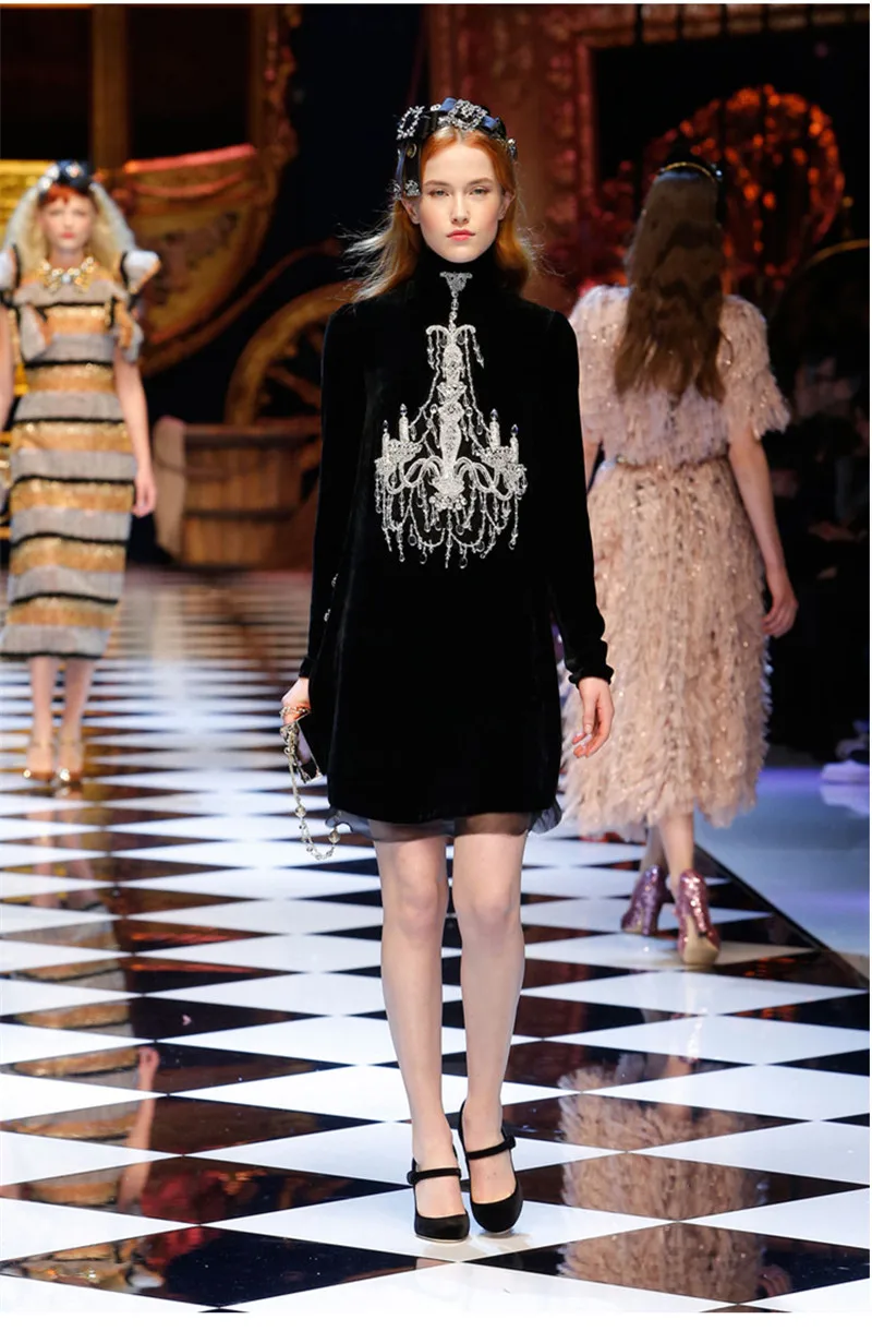 Urumbassa women velvet dress 2018 spring runways diamonds stand collar dress Fashion ladies long sleeve vintage dress
Urumbassa women velvet dress 2018 spring runways diamonds stand collar dress Fashion ladies long sleeve vintage dress
