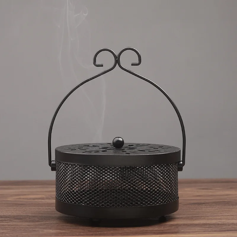 Retro Hollow Sandalwood Furnace Wrought Iron Mosquito Trap Summer Mosquito Repellent Mosquito Aroma Decorative Disc Ornament
Retro Hollow Sandalwood Furnace Wrought Iron Mosquito Trap Summer Mosquito Repellent Mosquito Aroma Decorative Disc Ornament