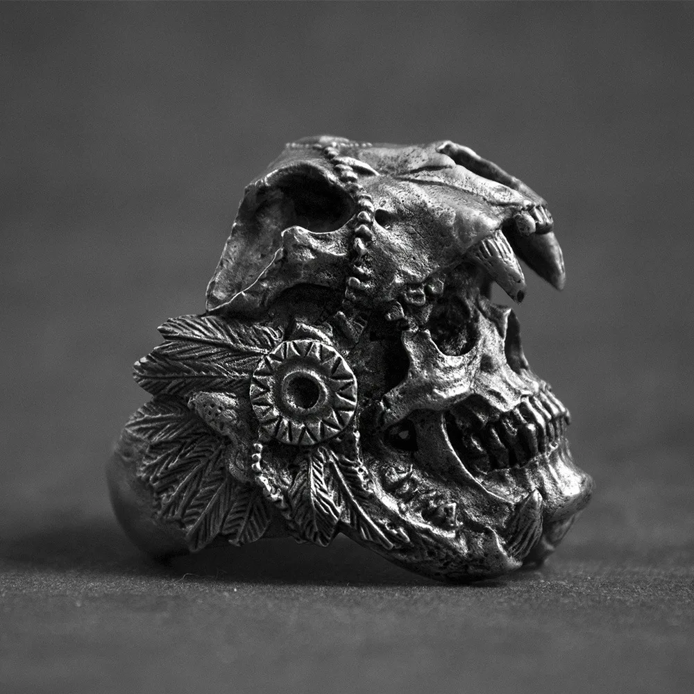 Personality European Mens Skull Retro Devil Skull Punk Style Ring Indian Tribal Chief Chieftain Sheikh Jewelry for Male Ring
Personality European Mens Skull Retro Devil Skull Punk Style Ring Indian Tribal Chief Chieftain Sheikh Jewelry for Male Ring