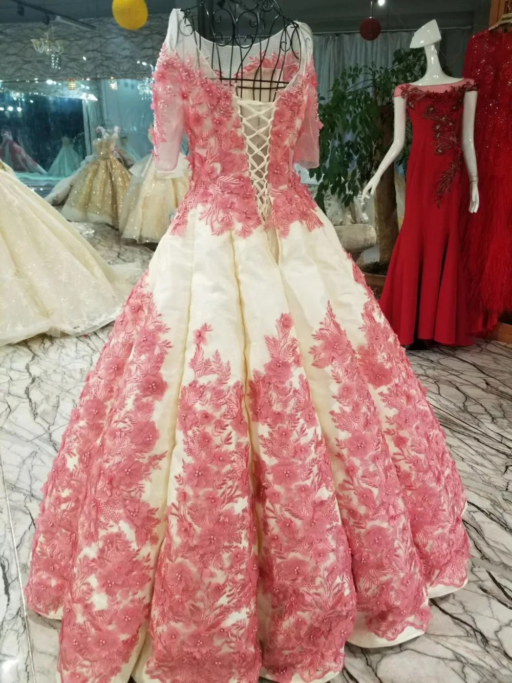 abito da sposa champagne
