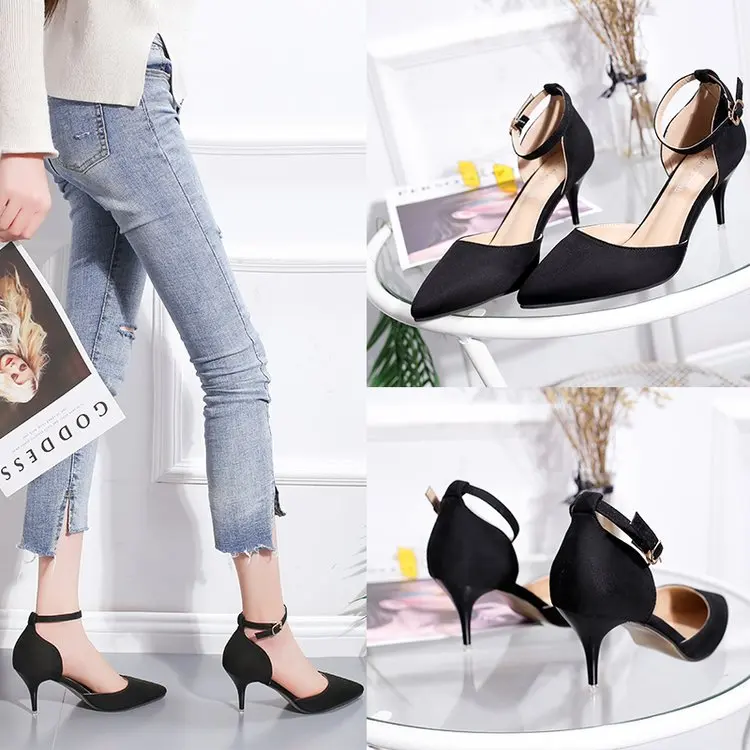 Spring new pointed shallow mouth suede hollow high heels Korean version of the wild red large size casual work shoes 42 43
Spring new pointed shallow mouth suede hollow high heels Korean version of the wild red large size casual work shoes 42 43