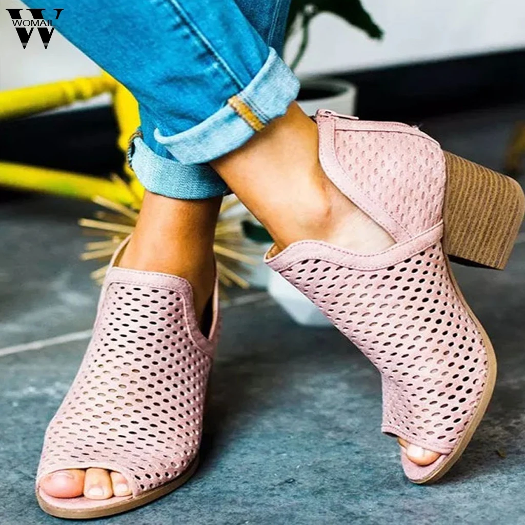 2019 Boots Women Genuine Toe Shoes For Winter Boots Shoes Woman Casual Spring Leather Botas Ankle Thick Heel Roman Ladies Boots
2019 Boots Women Genuine Toe Shoes For Winter Boots Shoes Woman Casual Spring Leather Botas Ankle Thick Heel Roman Ladies Boots