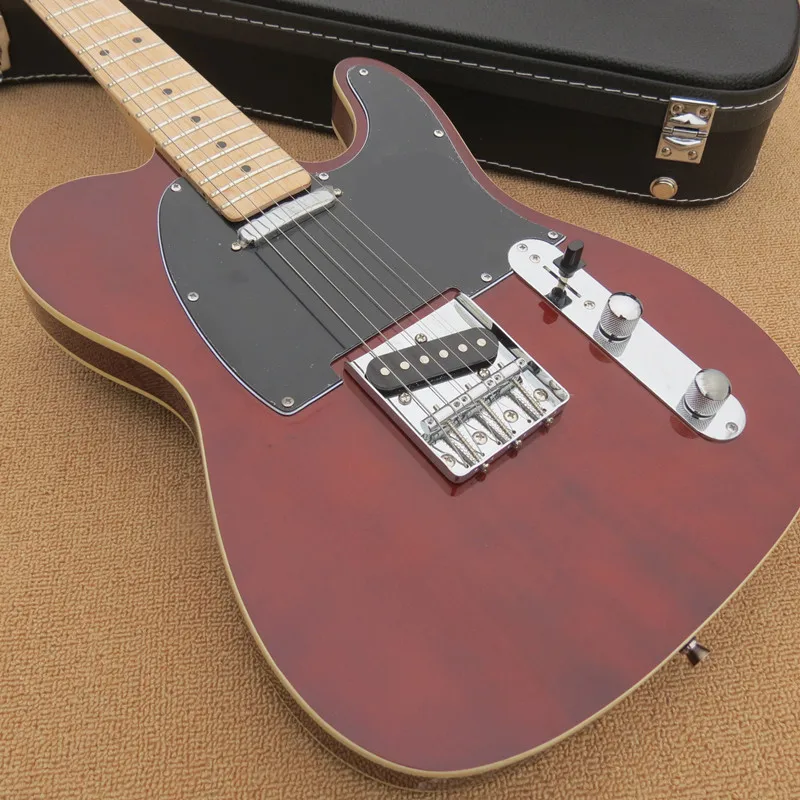 Wine red electric guitar, good quality, black guard plate, free delivery, welcome custom.
Wine red electric guitar, good quality, black guard plate, free delivery, welcome custom.