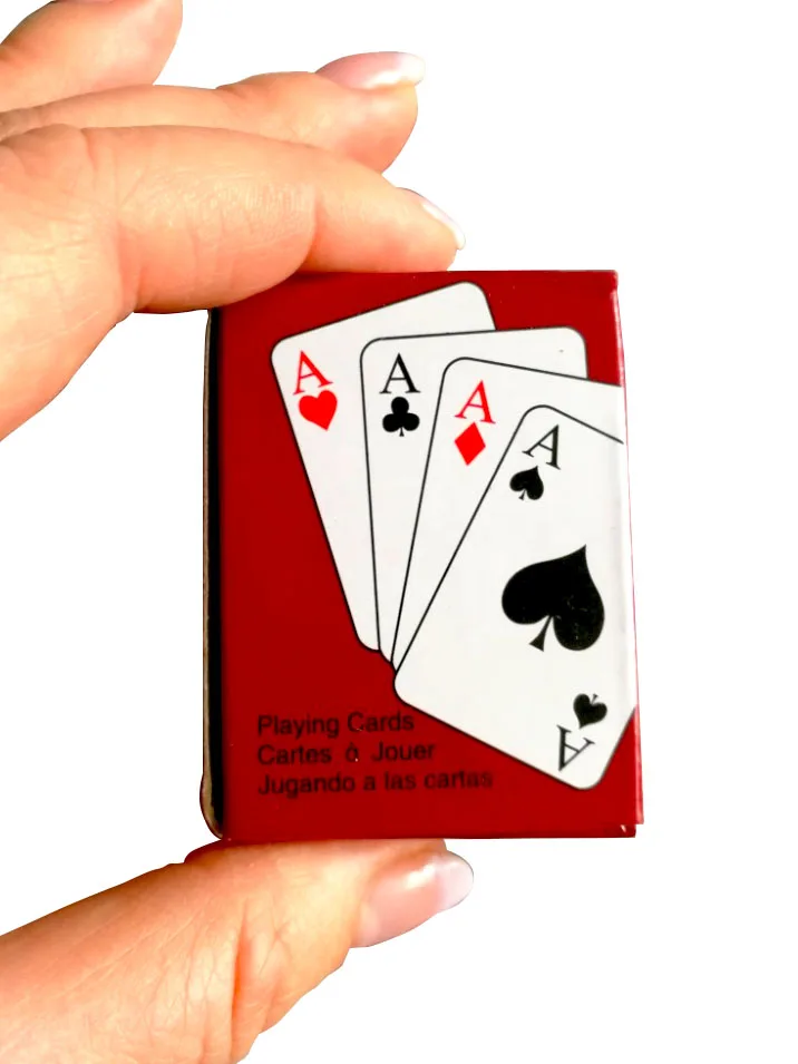 Texas Hold'em Mini Playing Poker Small Poker Cards Playing Game Creative Child Gift Outdoor Climbing Travel Accessories
Texas Hold'em Mini Playing Poker Small Poker Cards Playing Game Creative Child Gift Outdoor Climbing Travel Accessories