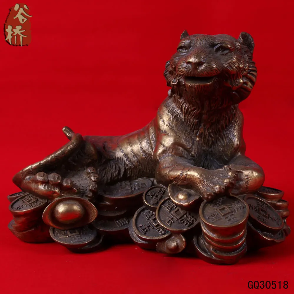 Copper lucky mascot decoration