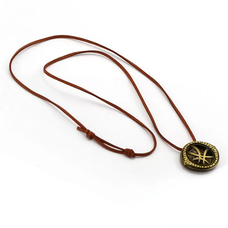 Movie Doctor Strange Necklaces Pendants For Men Eye Shape Leather Cord Pendant Necklace Stampunk Collier Wholesale HC12141
Movie Doctor Strange Necklaces Pendants For Men Eye Shape Leather Cord Pendant Necklace Stampunk Collier Wholesale HC12141