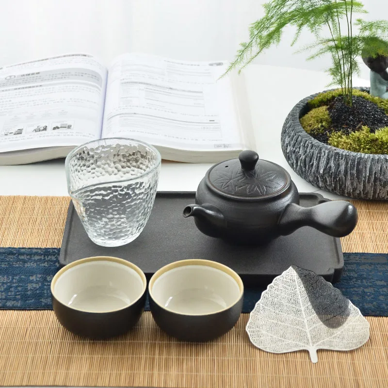 TANGPIN japan ceramic kyusu teapot with 2 teacup tea trays japanese tea set drinkware
TANGPIN japan ceramic kyusu teapot with 2 teacup tea trays japanese tea set drinkware