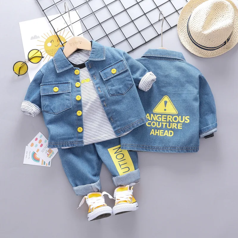 Autumn Baby Boys Clothing Sets Striped T-shirt + Jacket Coat + Casual Trousers Letter Denim Jeans Fashion 3Pcs Suits
Autumn Baby Boys Clothing Sets Striped T-shirt + Jacket Coat + Casual Trousers Letter Denim Jeans Fashion 3Pcs Suits