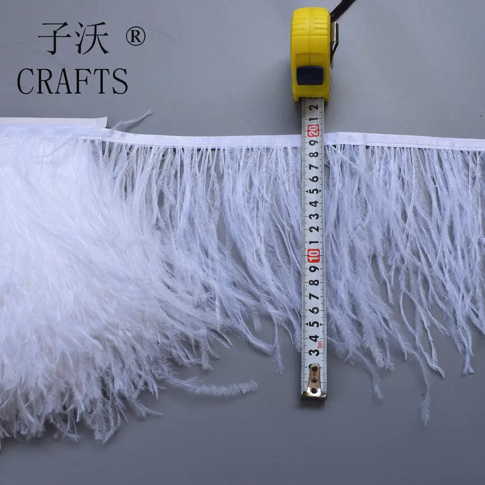 1 meter fluffy high-quality white ostrich hair feather trim, feather length 15-20cm / DIY wedding dress / dance accessories
1 meter fluffy high-quality white ostrich hair feather trim, feather length 15-20cm / DIY wedding dress / dance accessories