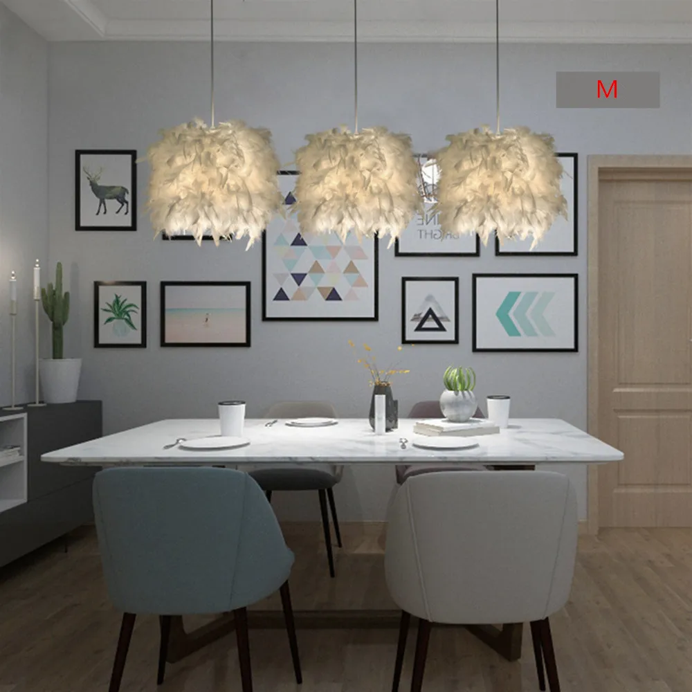 Pendant Feather Lamp Romantic Dreamlike Feather Droplight Bedroom Living Room Parlor Hanging Lamp E27 Warm Light
Pendant Feather Lamp Romantic Dreamlike Feather Droplight Bedroom Living Room Parlor Hanging Lamp E27 Warm Light