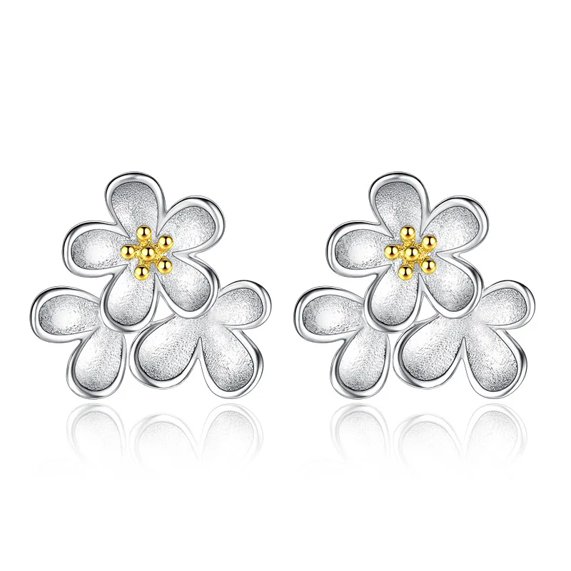 Wholesale 30% silver plated fashion cute flower women stud earrings jewelry cheap drop shipping Anti allergy female gift
Wholesale 30% silver plated fashion cute flower women stud earrings jewelry cheap drop shipping Anti allergy female gift
