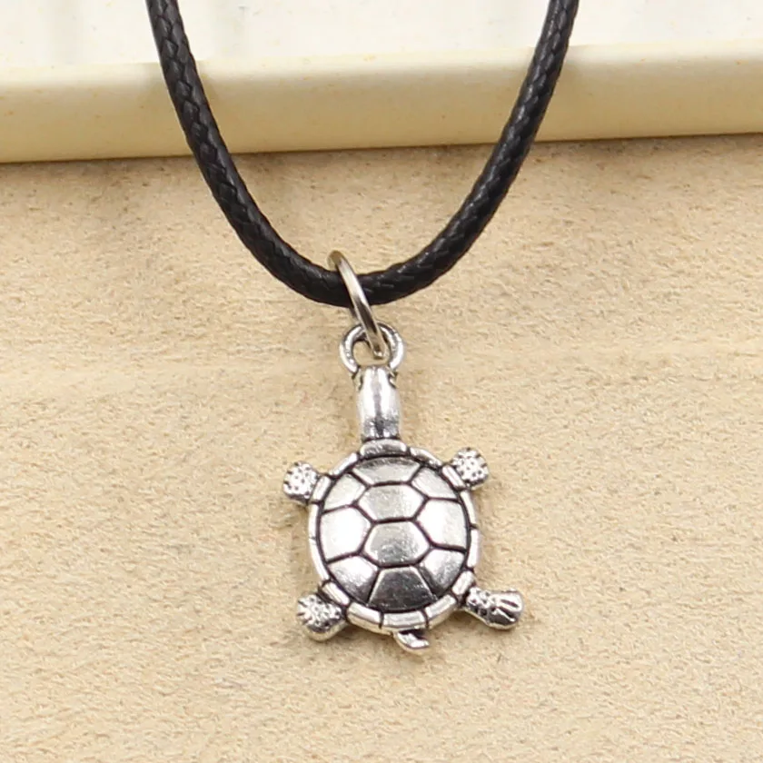 New Fashion Tibetan Silver Pendant tortoise turtle Necklace Choker Charm Black Leather Cord Factory Price Handmade jewelry
New Fashion Tibetan Silver Pendant tortoise turtle Necklace Choker Charm Black Leather Cord Factory Price Handmade jewelry