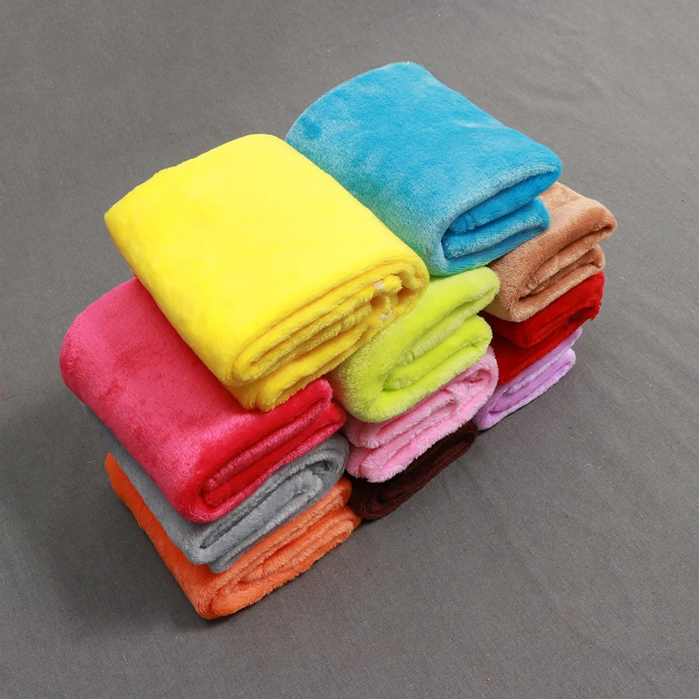 1PC 50*70cm Super Soft Warm Solid Warm Micro Plush Fleece Blanket Throw Rug Sofa Bedding Home Decoration
1PC 50*70cm Super Soft Warm Solid Warm Micro Plush Fleece Blanket Throw Rug Sofa Bedding Home Decoration