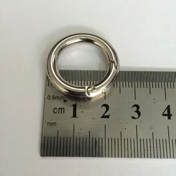 6Pcs Alloy Metal Spring Key Ring Circle Round Carabiner Camping Spring Snap Clip Hook Camping Climbing Hiking Outdoor Tools
6Pcs Alloy Metal Spring Key Ring Circle Round Carabiner Camping Spring Snap Clip Hook Camping Climbing Hiking Outdoor Tools