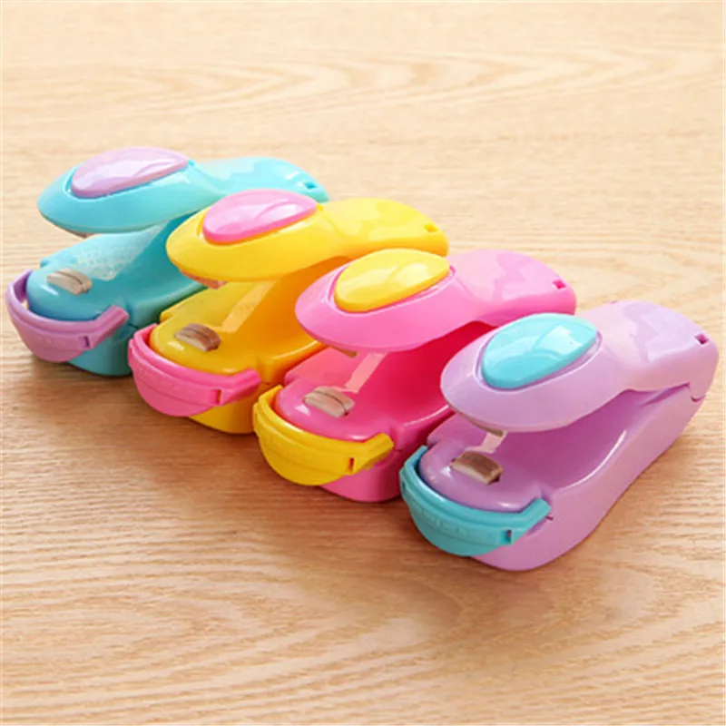 1pc Portable Bag Clips Handheld Mini Electric Heat Sealing Machine Impulse Sealer Seal Packing Plastic Bag 2018 Drop Shipping
1pc Portable Bag Clips Handheld Mini Electric Heat Sealing Machine Impulse Sealer Seal Packing Plastic Bag 2018 Drop Shipping