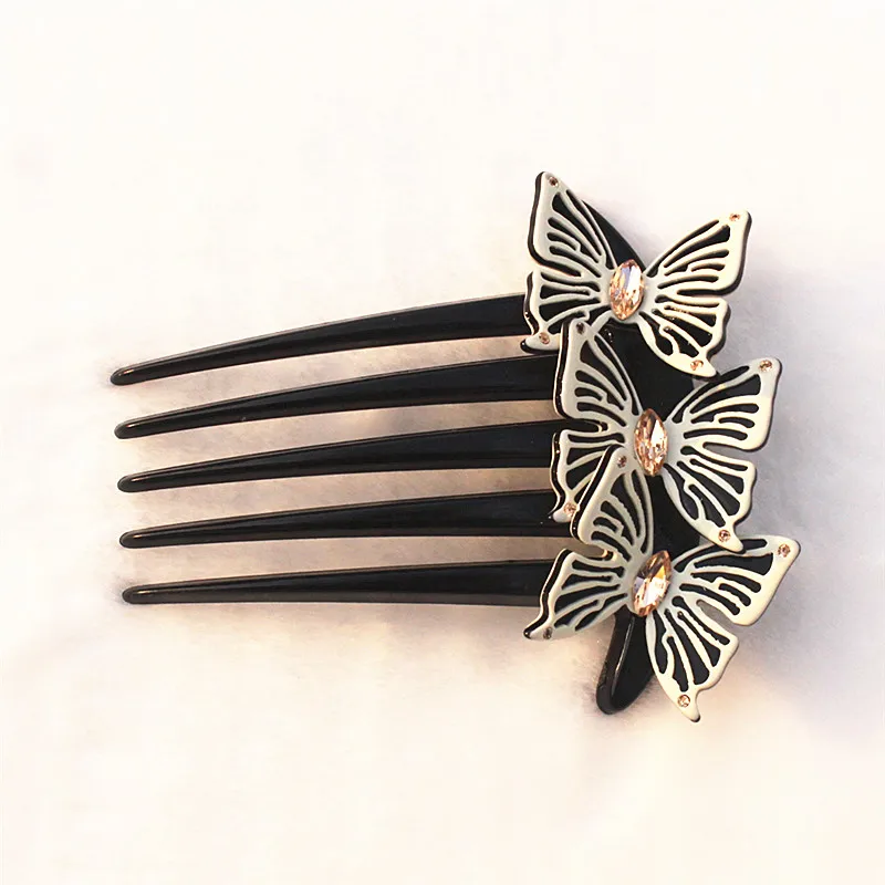 Buena Cellulose Acetate 3 Butterflies Hair Slide Rhinestone Crystal Hair Comb Butterfly Hair Jewelry AC014
Buena Cellulose Acetate 3 Butterflies Hair Slide Rhinestone Crystal Hair Comb Butterfly Hair Jewelry AC014